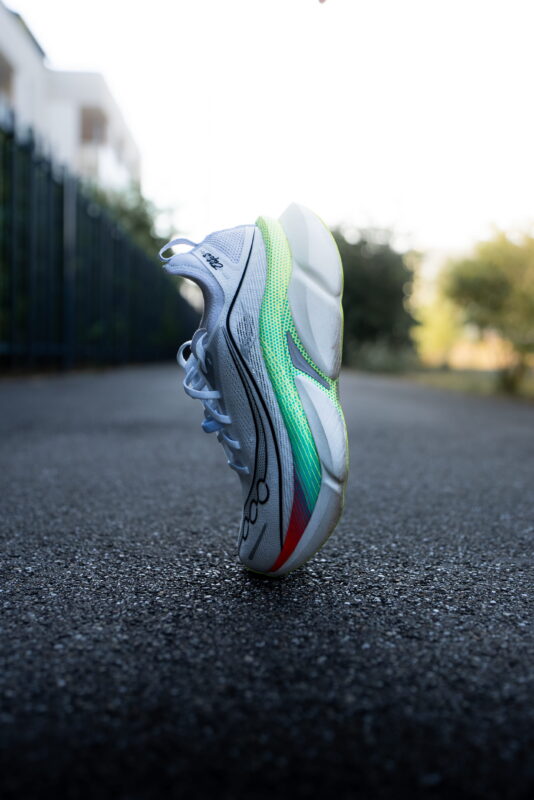 Chaussures Saucony Endorphin Elite 3, running