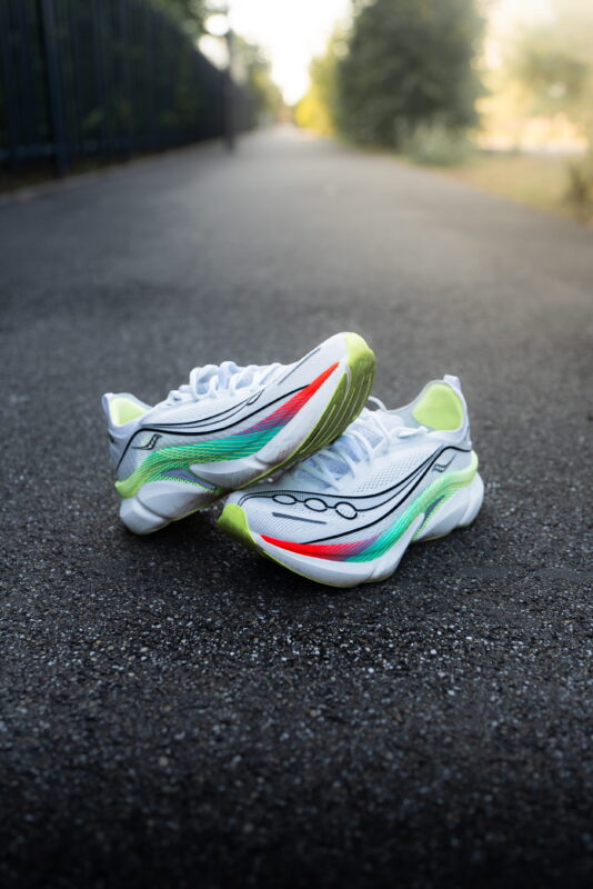 Chaussures Saucony Endorphin Elite 3, running